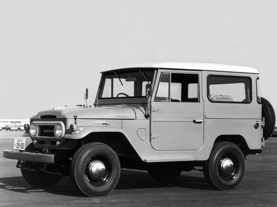  Toyota Land Cruiser 40 (FJ40V) 1961 года  (фото 2 из 4)